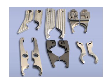 Blow Molds for Linear Blow Molders