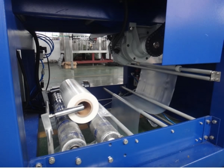 Linear Shrink Wrapping Machine
