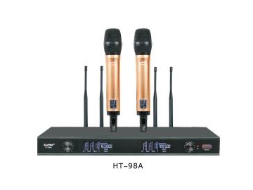 True Diversity UHF Wireless Microphone System
