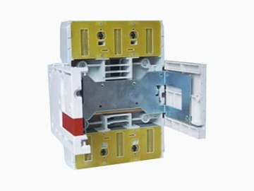 Circuit Breaker Draw-Out Device