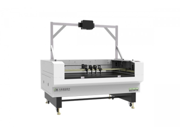 1500×600mm Auto Feeding CO2 Laser Cutting Machine, CMA1606C-FET-FA Equipment