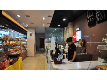 Commercial Smart Display in Miqi Cake Shop