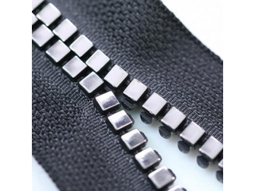 5# Plastic Zipper, Closed End Zipper