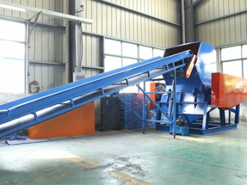 Non-ferrous metal separator for extracting metals from inert materials in plastic recycling plants