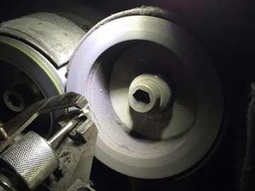 Vitrified Grinding Wheels for PCD and PCBN Tools