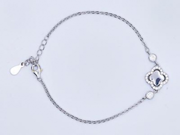 Unique Royal Jewelry Sterling Silver Double Row Cubic Zirconia Open Four Leaf Clover Bracelet with Continuous Adjustable Length.
