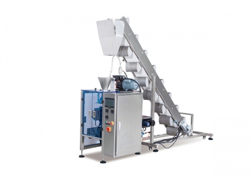 Vertical Form Fill Seal Machine with Compact Bucket Chain Conveyor