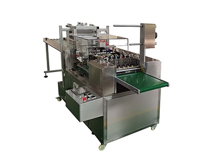 High Speed Pain Relief Ice Cold Patch Packaging Machine