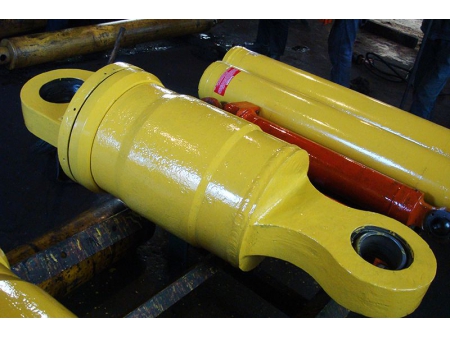 Hydraulic Cylinders for Caterpillar Heavy Equipment