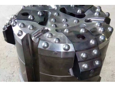 Concentric Casing System with Blocks