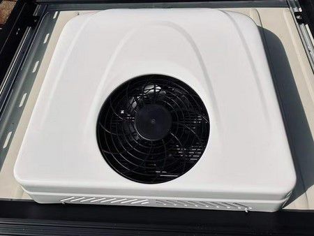Rooftop RV Air Conditioner  (AC 110V/220V)