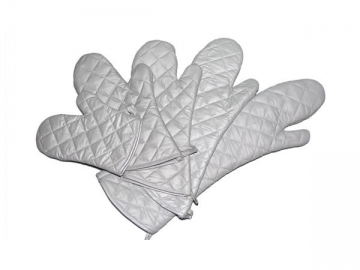 Oven Mitt <small>( Mitts with Silver Coated Surface )</small>