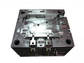 Plastic Injection Mold <small>(Auto Parts Molds)</small>