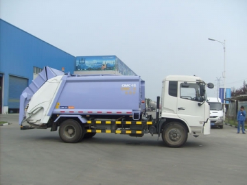 Garbage Truck with Compactor