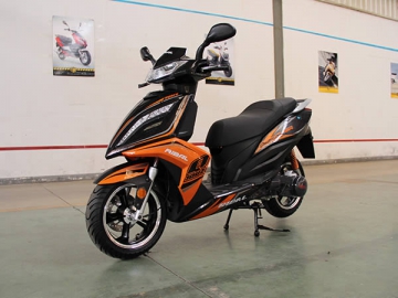 STORM 125CC Scooter