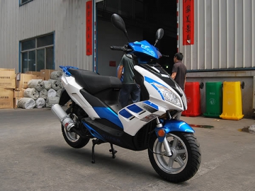 FASTWIND 125CC Scooter