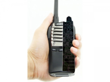 T-2000 UHF Radio with Flashlight