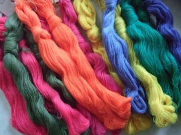 Solid Color Yarn