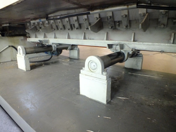 Veneer Lathe  <small>(for 8 Feet Log, Spindle-Less)</small>