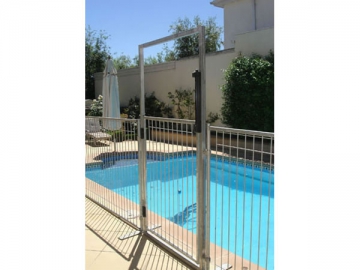Swimming Pool Fence