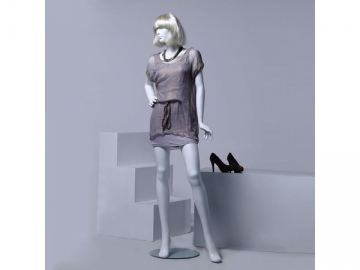 Abstract Female Mannequin