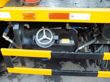 Pothole Patching Equipment<br />  <small>(Asphalt Patch Truck)</small>