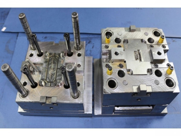 Plastic Injection Mould <small>(Offering Electronic Products Mould)</small>