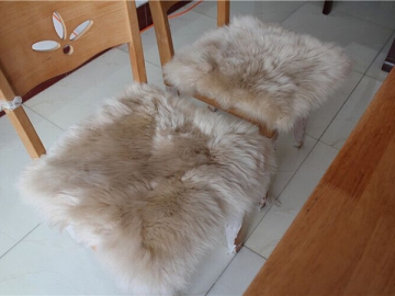 Sheepskin Chair Pad