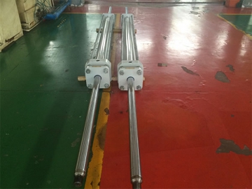 Hydraulic Cylinders for Marine and Port Equipment