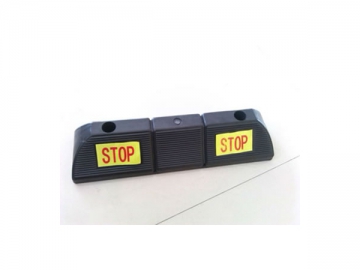 3 Holes Rubber Wheel Stop with STOP Word