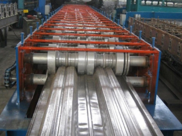 688 Metal Deck Roll Forming Machine