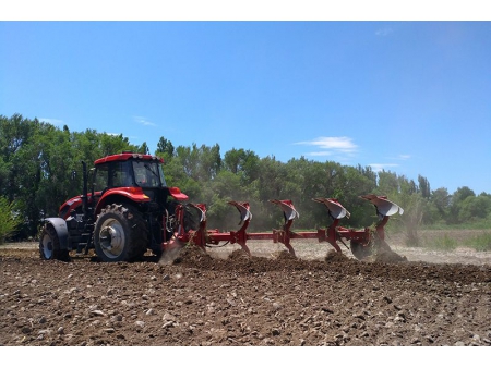 Utility Tractor, 220-240HP