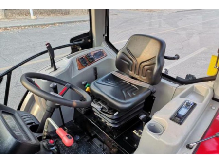 Utility Tractor, 55-70HP