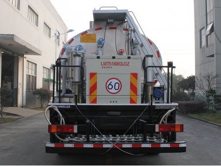 Automatic Asphalt Distributor