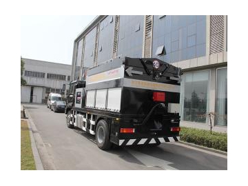 LMT5250TYHB Hot Mix Asphalt Transport Truck