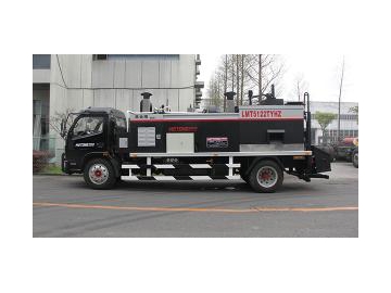 LMT5160TYHB Hot Mix Transporter Road Maintenance Equipment