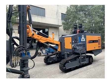 KT9C Integrated DTH Drilling Rig