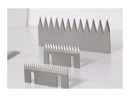 Toothed Blades and Serrated Blades