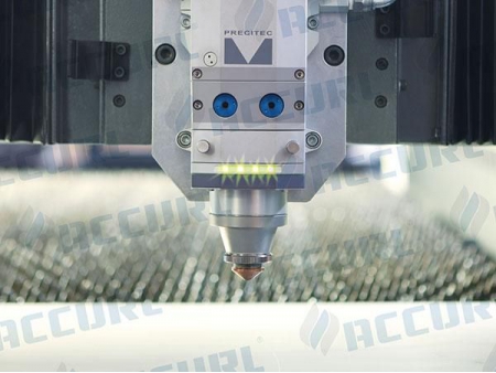 2kW IPG Fiber Laser Aluminum CNC Cutter Machine