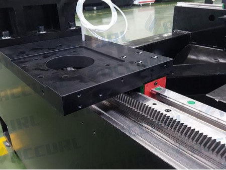 2kW IPG Fiber Laser Aluminum CNC Cutter Machine