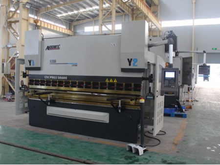 4-Axis CNC Press Brake