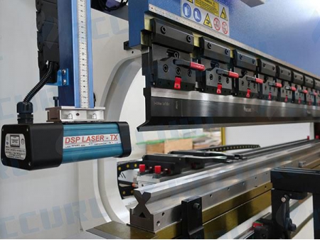 6-Axis CNC Press Brake