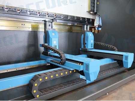 8-Axis CNC Press Brake