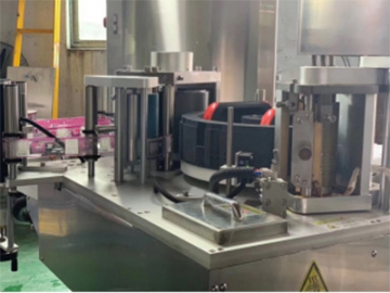 High Speed OPP Hot Melt Labeling Machine