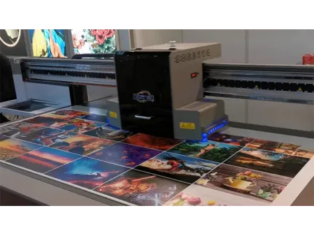 Digital UV Flatbed Printer