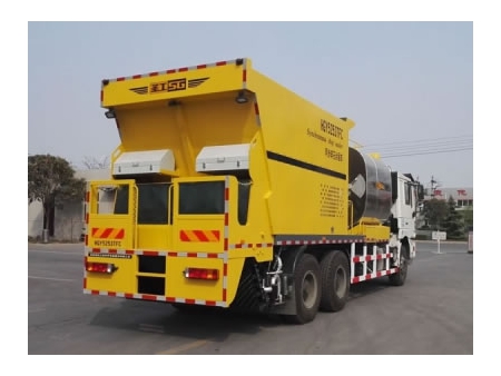 Chip Spreader Truck Asphalt Distributor, Chip Sealer 53 Type