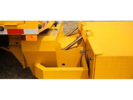 HGY5129TFZD6 Impact Protection Vehicle