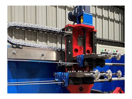 Self Supporting Girder Steel Decking Machine