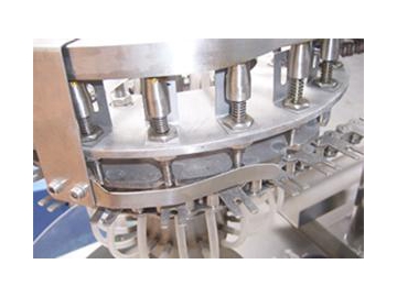 Automatic Ice/Jelly Lolly Filling and Sealing Machine