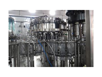 Isobaric Carbonated Drink Filling Machine